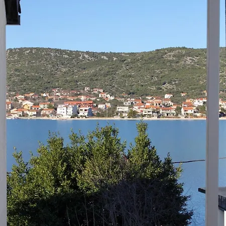 By The Sea Vinisce, Trogir - 5982 Vinisce