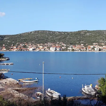 Apartment By The Sea Vinisce, Trogir - 5982